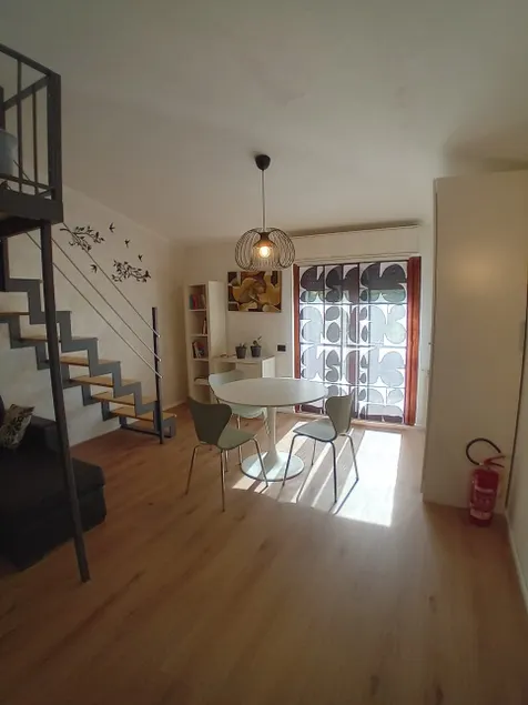 Modern apartment in Brunate - Image 1