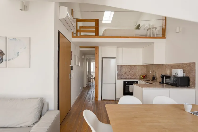 Bridgeview Alcântara – The 3BR Loft Edition - Image 1