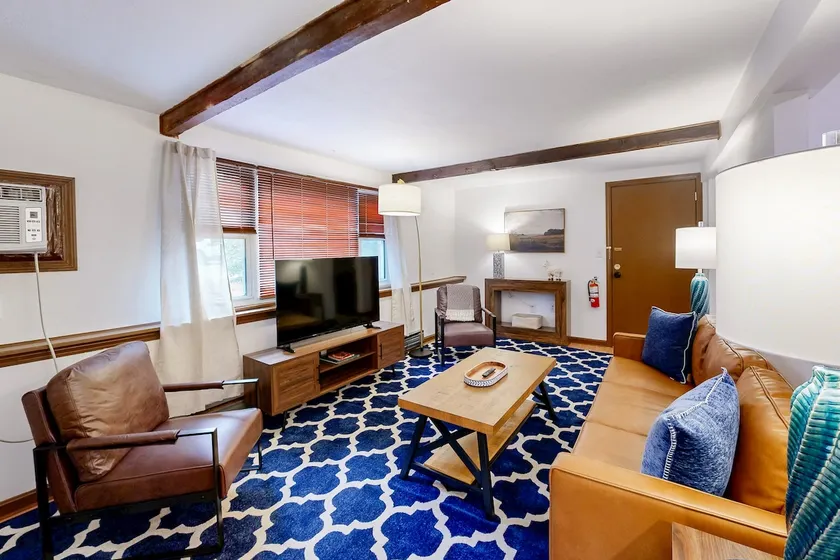 Ground Fl Apt – Clean & Peaceful - Image 1