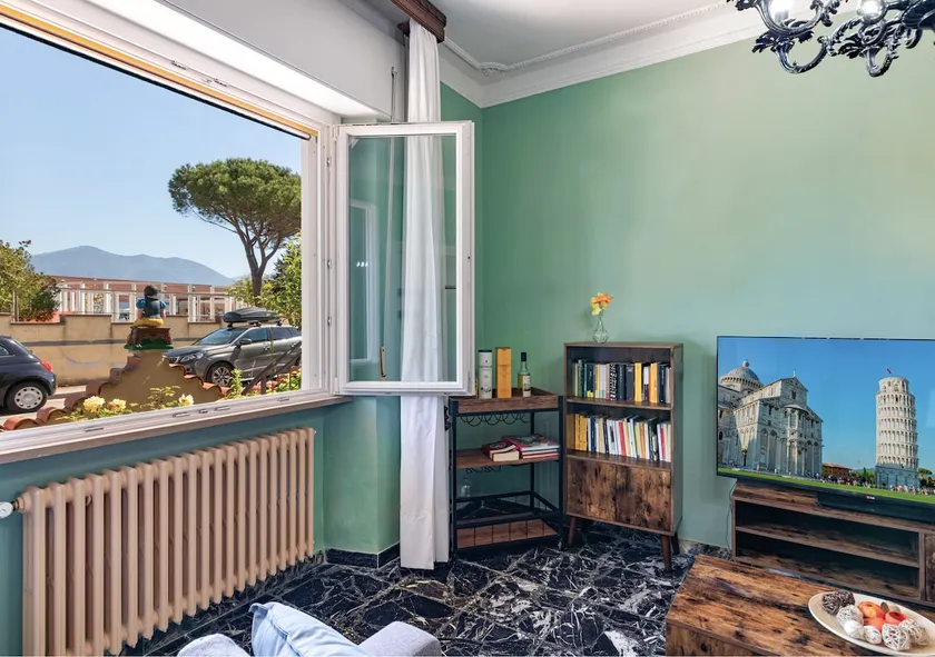 Hostly-La Casa di Andrea-Near the Leaning Tower - Image 1