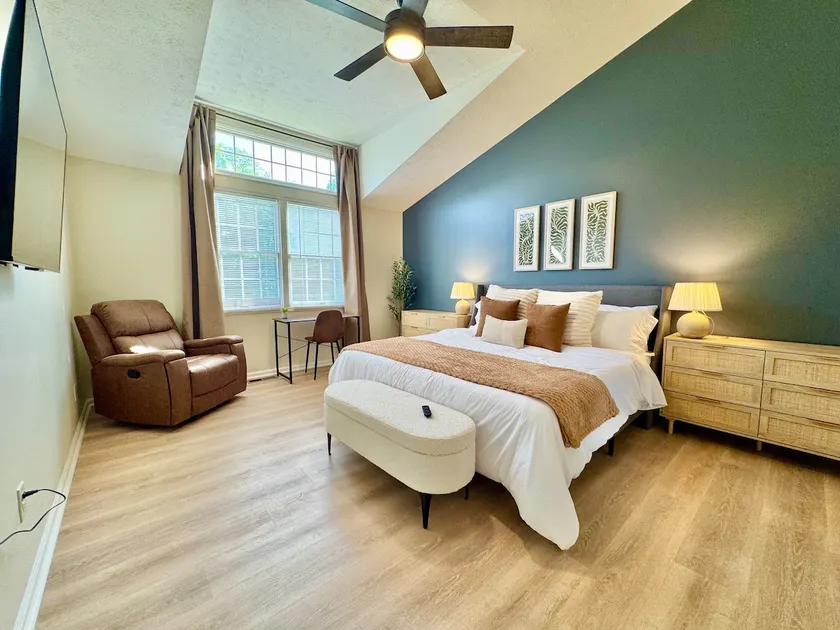 HUGE Brand New Stylish Home ~ Parking~Theatre - Image 1