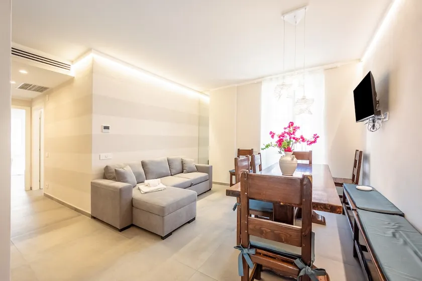 GuestHost- Mare Monti Apartment 7 - Image 1