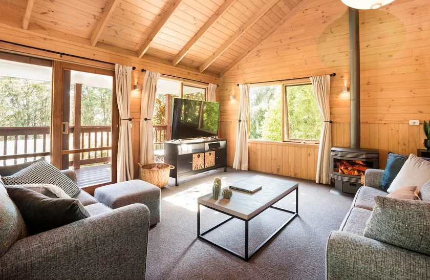 Romantic & Cosy Couples’ Retreat - Image 1