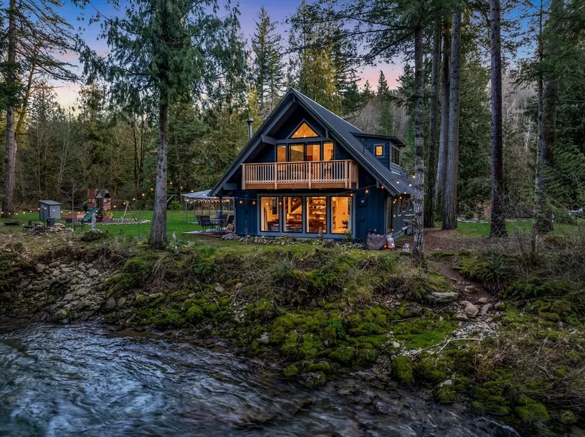 The River Vortex Family Retreat - Image 1