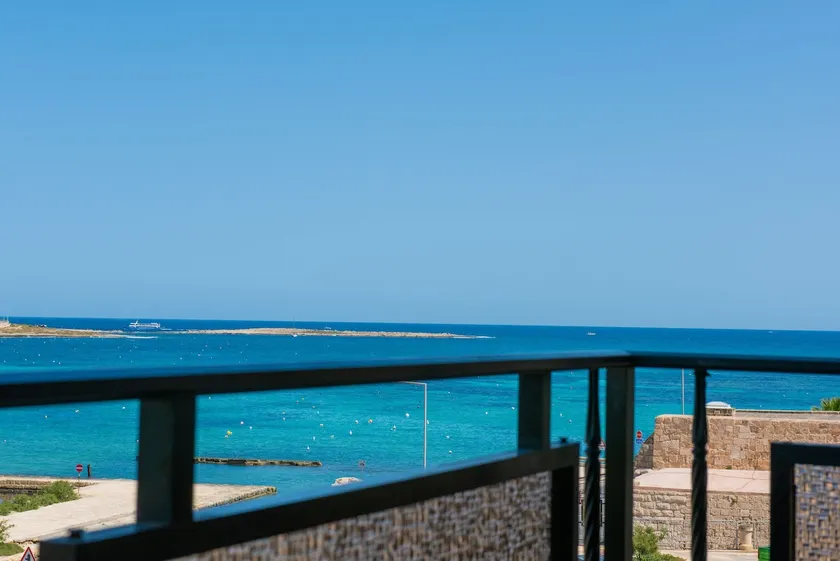 Seaview Promenade - Image 1