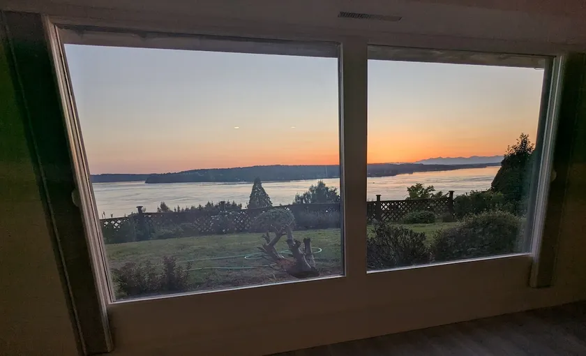 180° Puget Sound Amazing Sunsets to Relax - Tacoma - Image 1