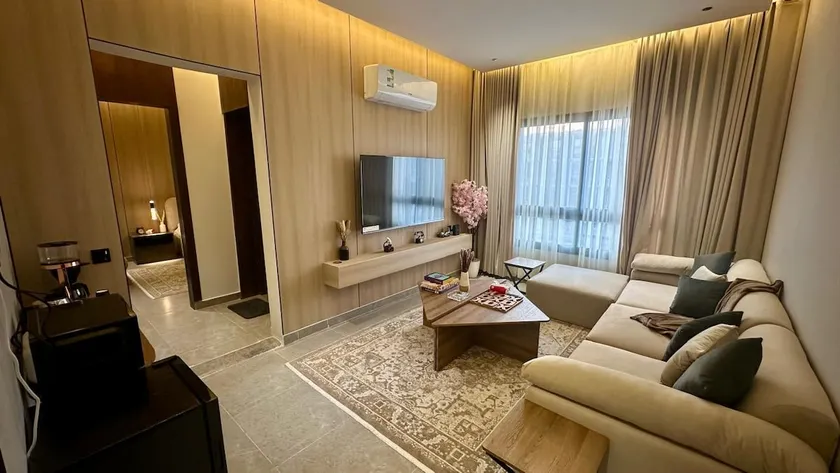 Aura Host Room and Lounge - Image 1