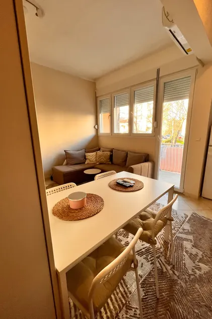 Sparkle City Center Apartment - Image 1