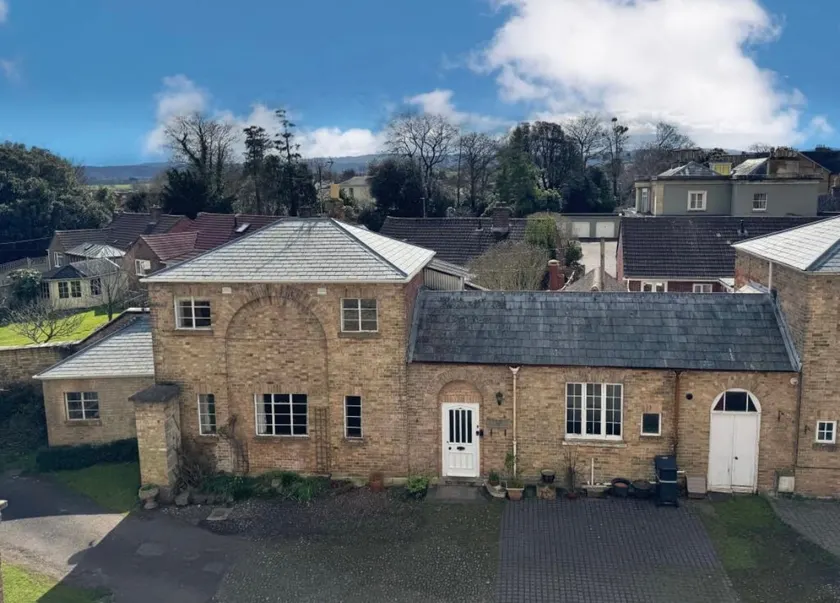 The Cottage - Image 1