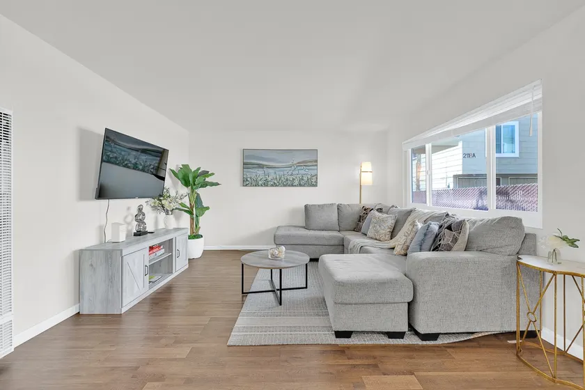 New2BR! Comfy Apt, Walk to UC Berkeley & Downtown - Image 1