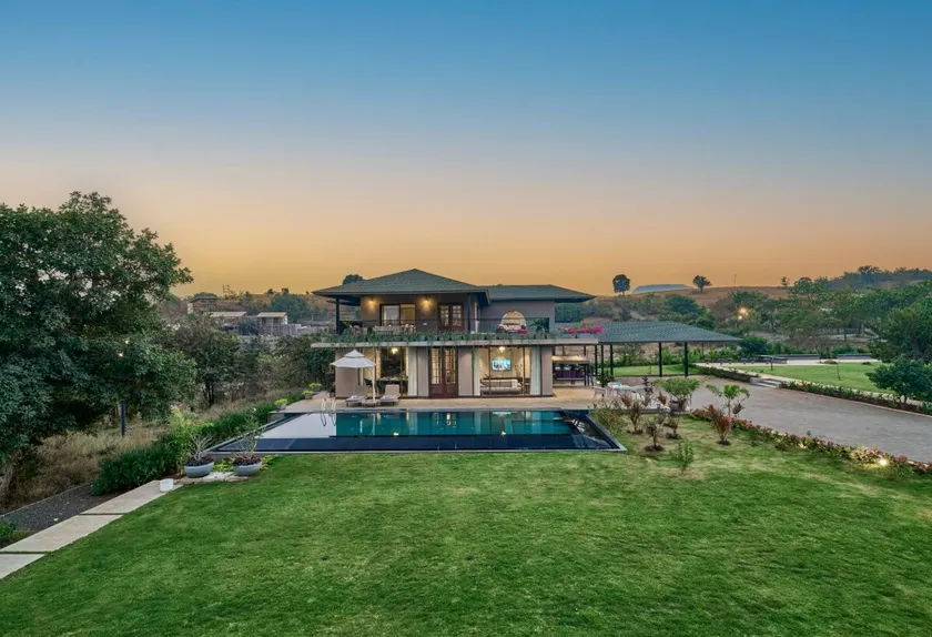 Soulitude 4BDR Luxury Pet Friendly Villa - Image 1