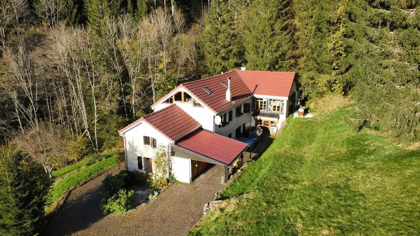 Country house at 800m, sauna, bathing pond - Image 1