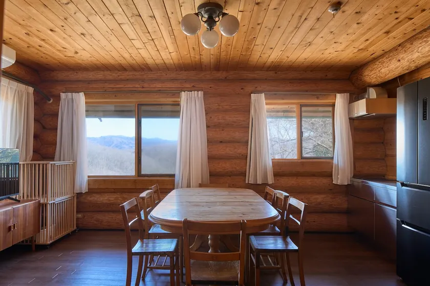 [Accommodates up to 15 people] Entire log house with shared large bath - Image 1