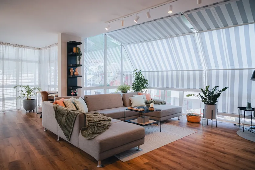 Central Penthouse No5 - sky view - Image 1