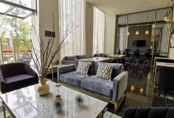 Luxury apartment in Angelopolis on the 16th floor - Image 1
