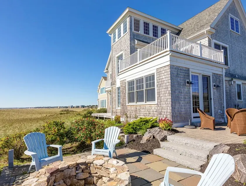 Luxury 5BR • Oceanfront retreat - Image 1