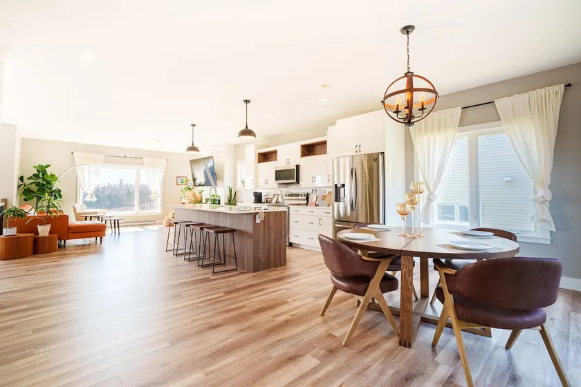 Halifax Getaway in Nature 4-bedroom House - Image 1