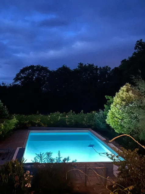 Cottage close to the Erdre, in the heart of nature. - Image 1