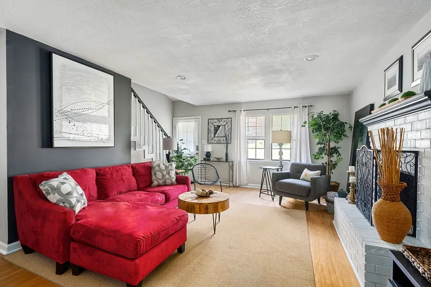 King 3bedroom, centrally located - Image 1