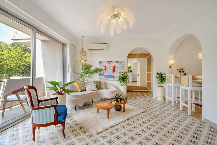 Sereno Santorini 2bhk Greek vibes w/ pvt jacuzzi - Image 1