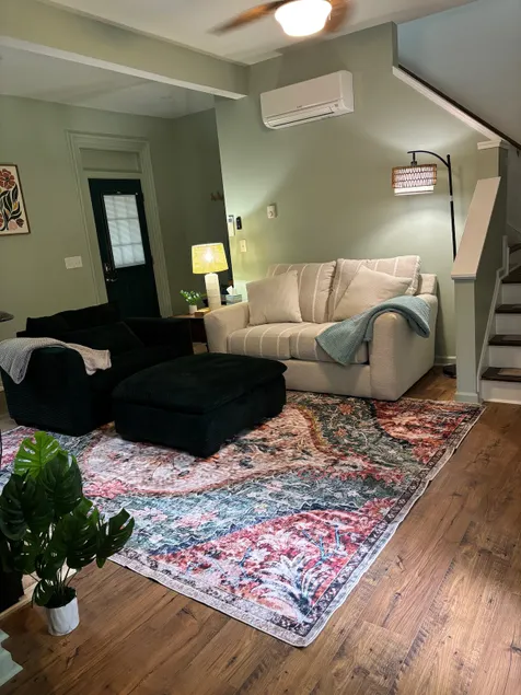 Boho Bungalow Apartment - Image 1