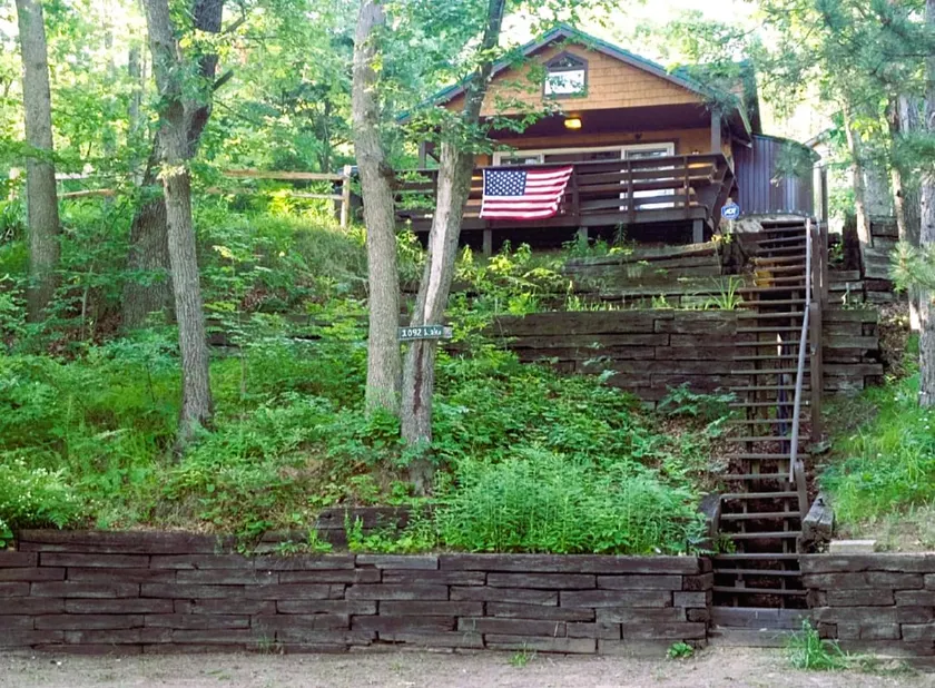 Cozy Cottage w/ Access to Bertha Lake! - Image 1