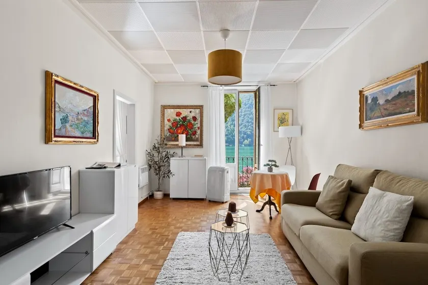 Lake view apartment - Image 1