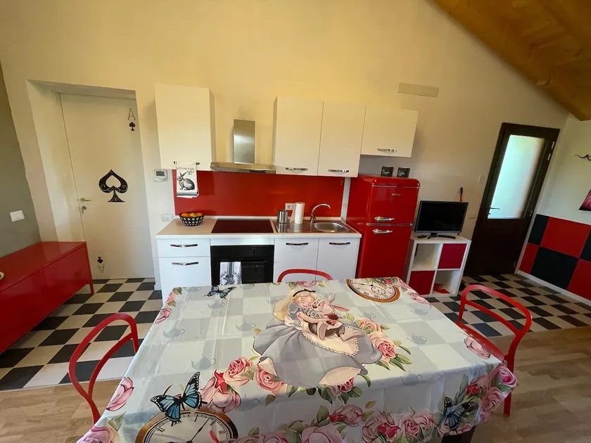 House in Senigallia with a fabulous view in the countryside - Image 1