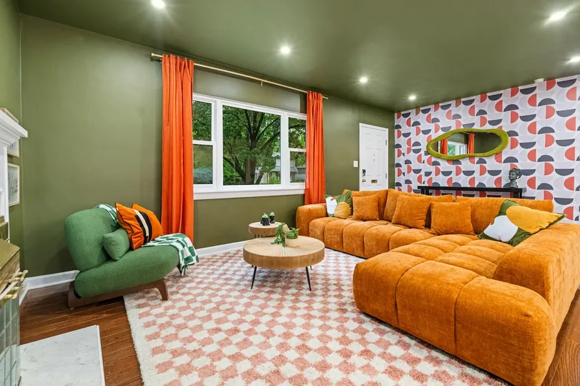 Elegant 5BR Home Sleeps 14 Minutes from DC - Russell - Image 1