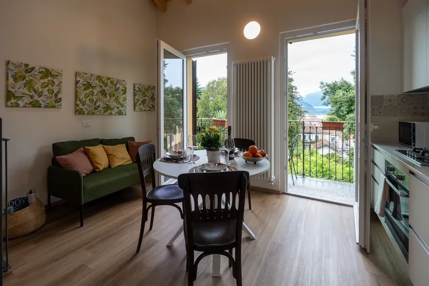 Casa Nina in Castagnola - Image 1