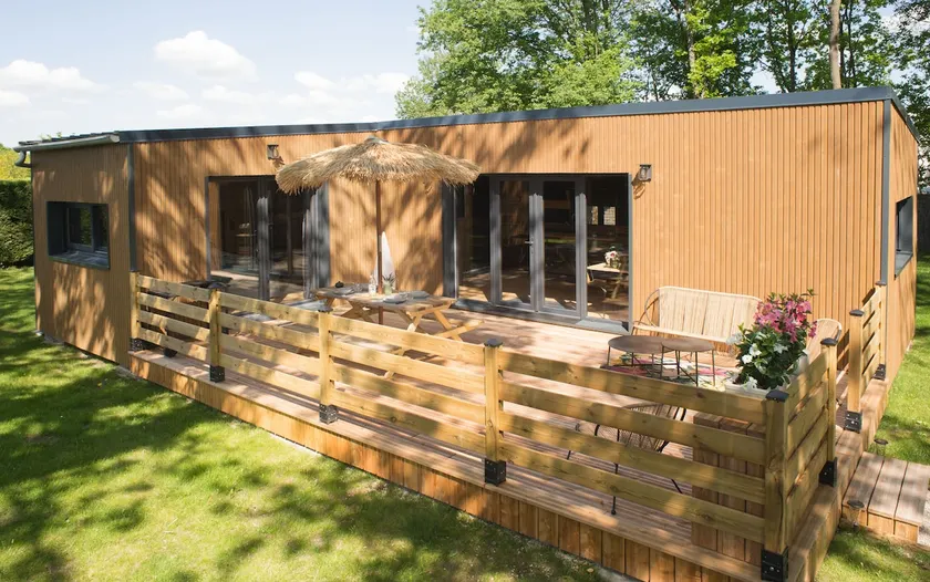 Cottage Umbra Néa - Image 1