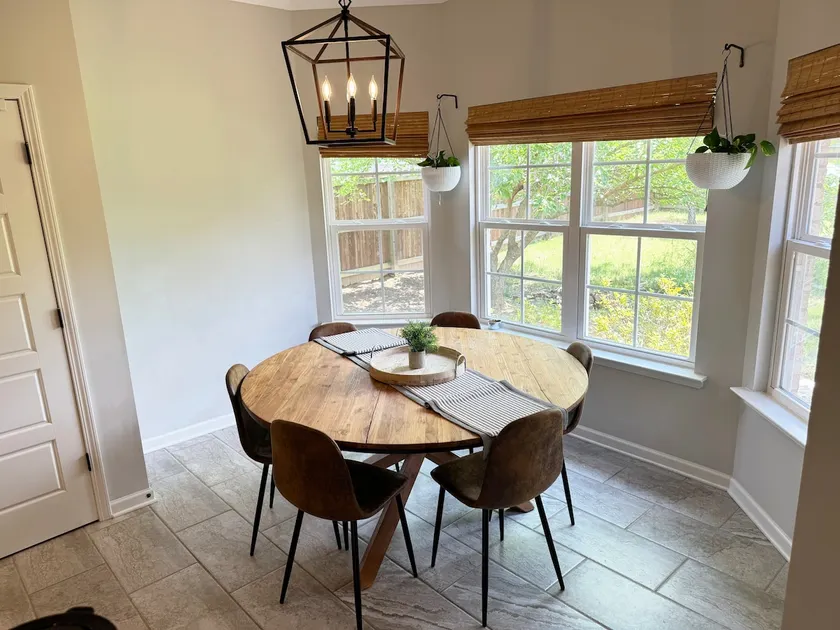 3BR w/ Pool Table & Ping Pong - Near Snowden - Image 1