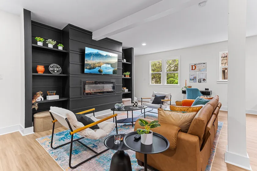 Modern 4BD by Downtown | Sleeps 10 | Pet-Friendly - Image 1