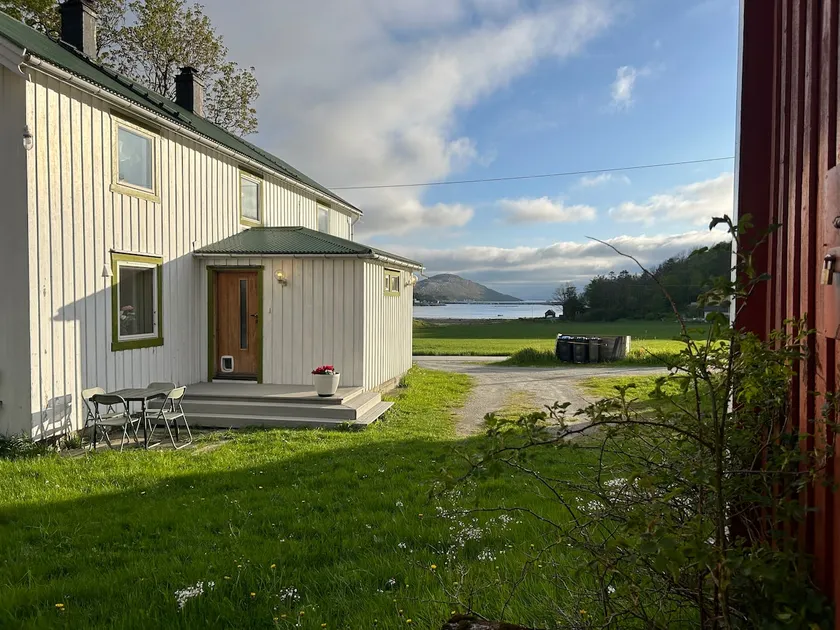 Idyllic holiday home - Image 1