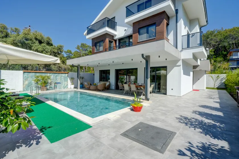 Exquisite Villa in Göcek - Image 1