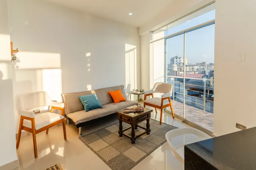 Modern Apartment in MCC + WiFi + 2 bathrooms + balcony + kitchen. - Image 1