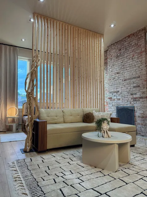 KING Bed • Free Parking • Elegant Cozy Haven - Image 1