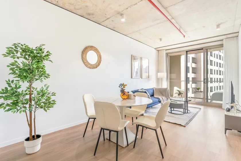Stylish 2BR near Hospital with Gym Pool n Parking - Image 1