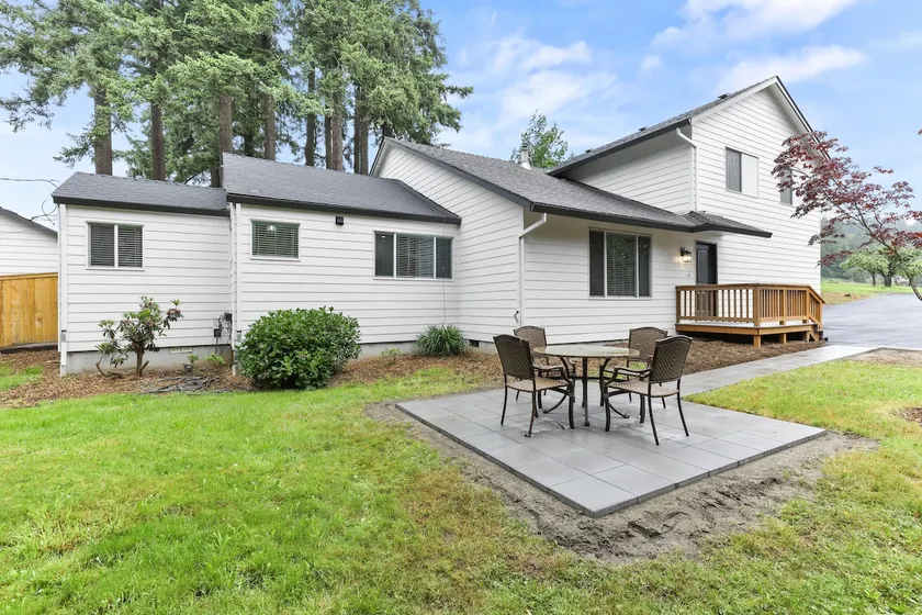 Beautiful House - Image 1