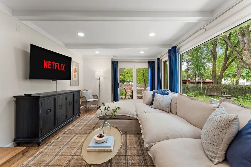 Ping Pong | 300Mbps | 55”TV | Fireplace | DT 6mins - Image 1