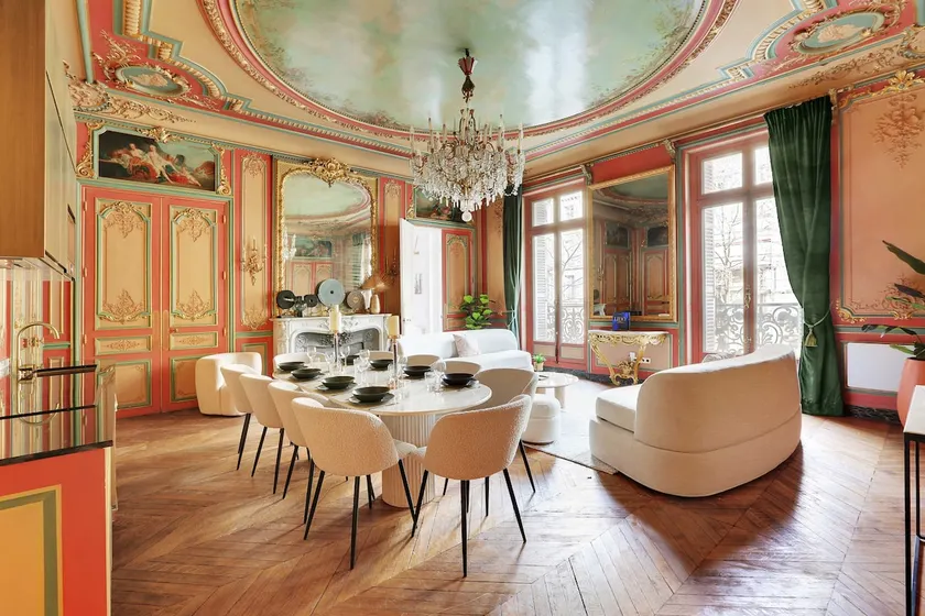 One-of-a-Kind Sumptuous Home near Parc Monceau - Image 1