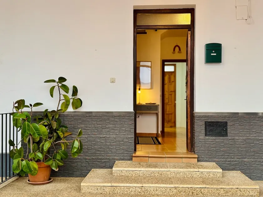 Casa Mirasierra - Image 1