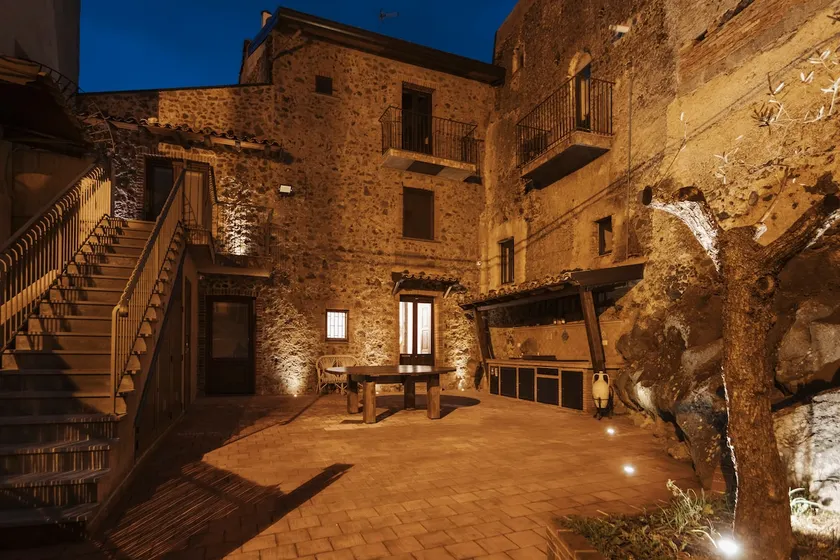 CONVIVIUM - Suites Apartments - Image 1