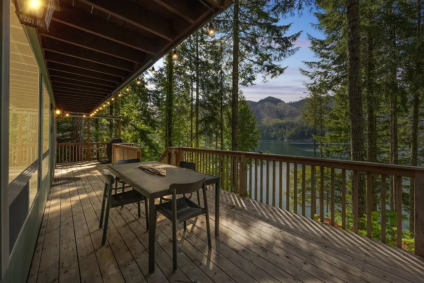 Waterfront Cabin with Dock, Sauna on Lake Cushman - Image 1