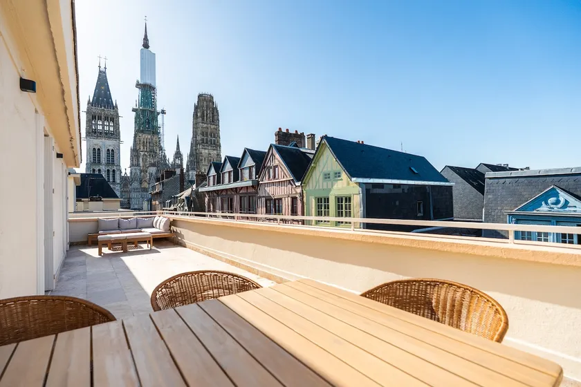Cathedral View-XXL Terrace - Image 1