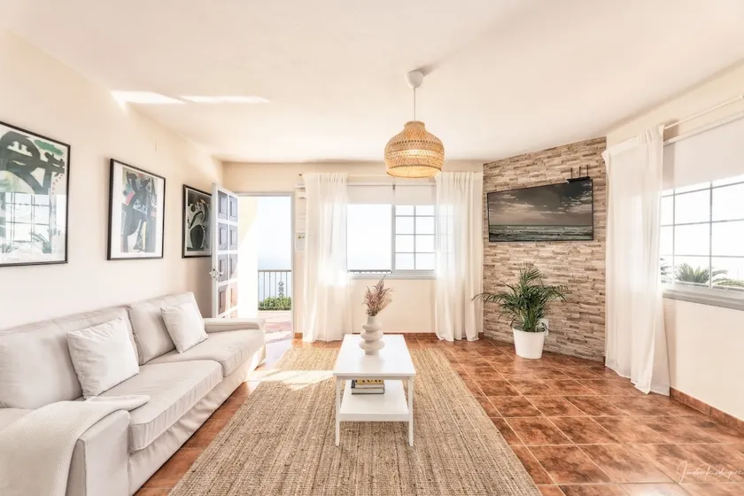 Casa Onelia, 2 bedroom modern oasis, good location - Image 1