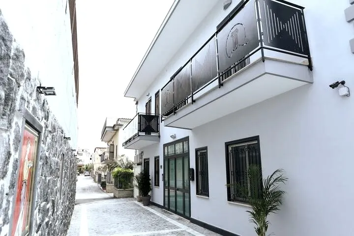 Villa Magiola - Bilocale Dafne 200 meters from the excavations of Pompeii Parking for free - Image 1