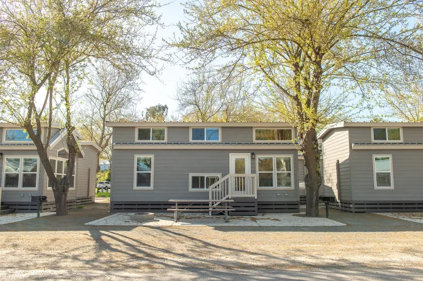 Ranger Smith Loft Cottage - Image 1