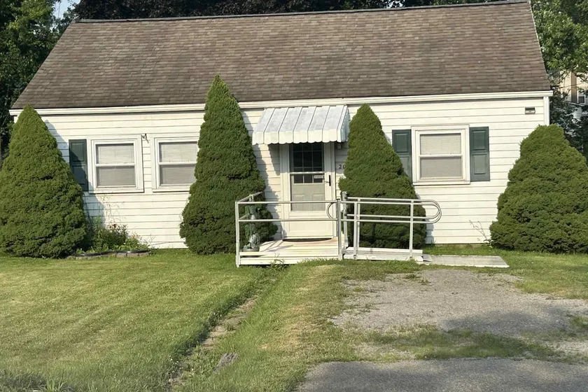 Mary Ann's Place - Image 1