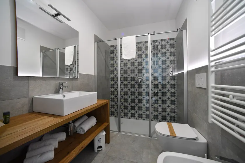 Garda Apartment - Image 1